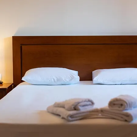 Stone Palace Near Athen's Airport Free Shuttle From And To Athen's Airport 2*