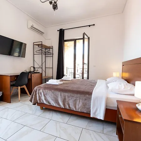 Stone Palace Near Athen's Airport Free Shuttle From And To Athen's Airport Hotel 2*