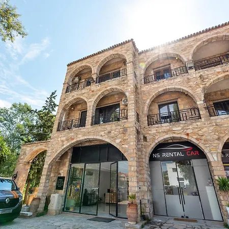Stone Palace Near Athen's Airport Free Shuttle From And To Athen's Airport Hotel 2*