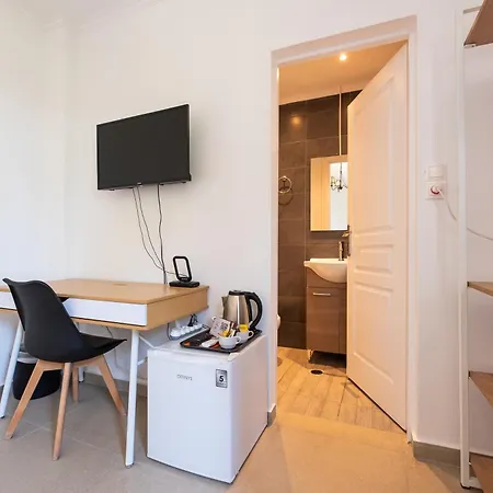 Stone Palace Near Athen's Airport Free Shuttle From And To Athen's Airport Hotel